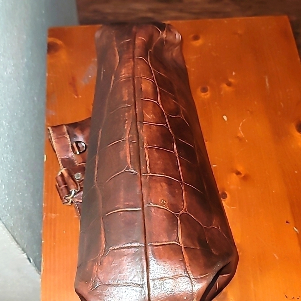 Dooney &‎ Bourke Tote Bag Womens Brown Croc Embossed Leather Shoulder Bag - Picture 7 of 11